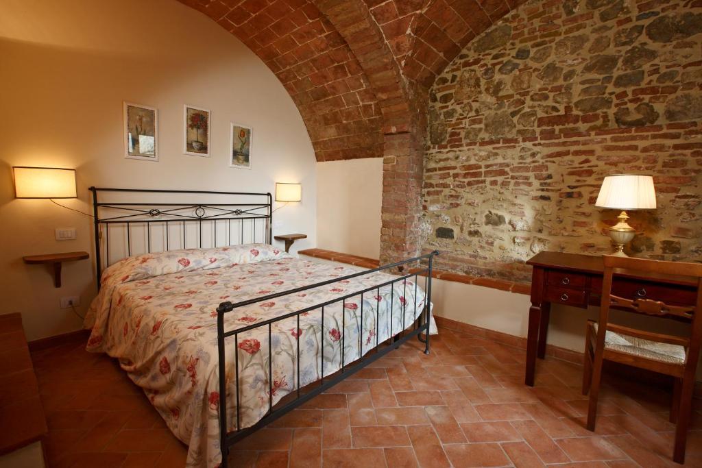 Country house Castel Di Pugna Winery Siena